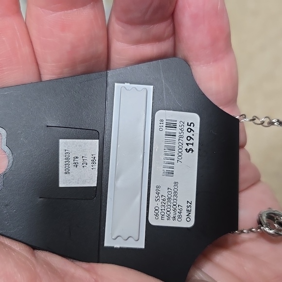 Matching Jewelry Set - Picture 6 of 9